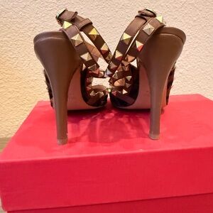 Valentino Garavani Brown Studded Heels